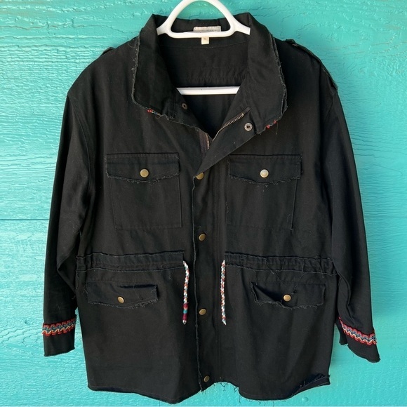 CANVAS UTILITY FULLY EMBROIDERED RAW HEM CARGO UTILITY JACKET SIZE MEDIUM - Picture 4 of 10